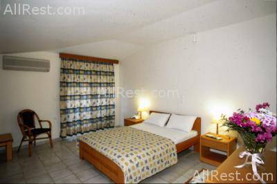 Koukounaria Villa Hotel 14